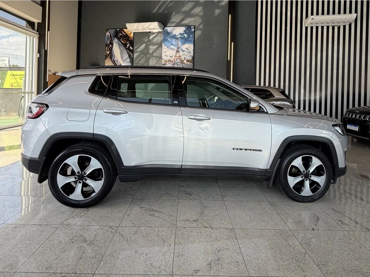 Jeep Compass Longitude 2.0 4X2 Flex 16V Aut. 2018 - Foto 4