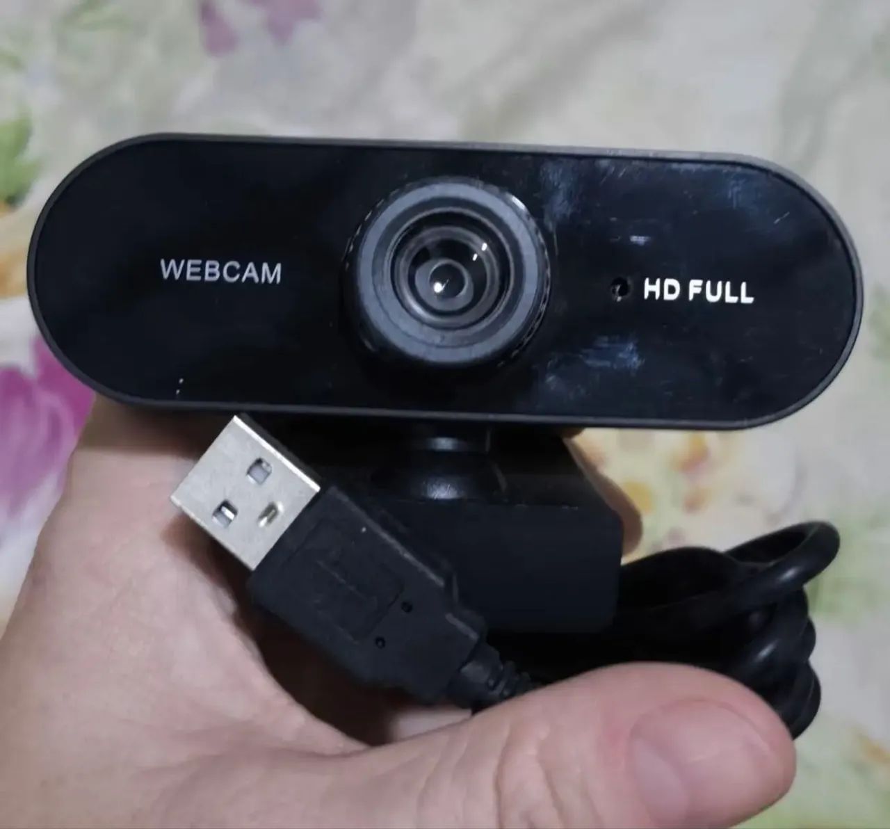 Webcam Full HD com entrada USB - R$ 90,00 - Foto 2