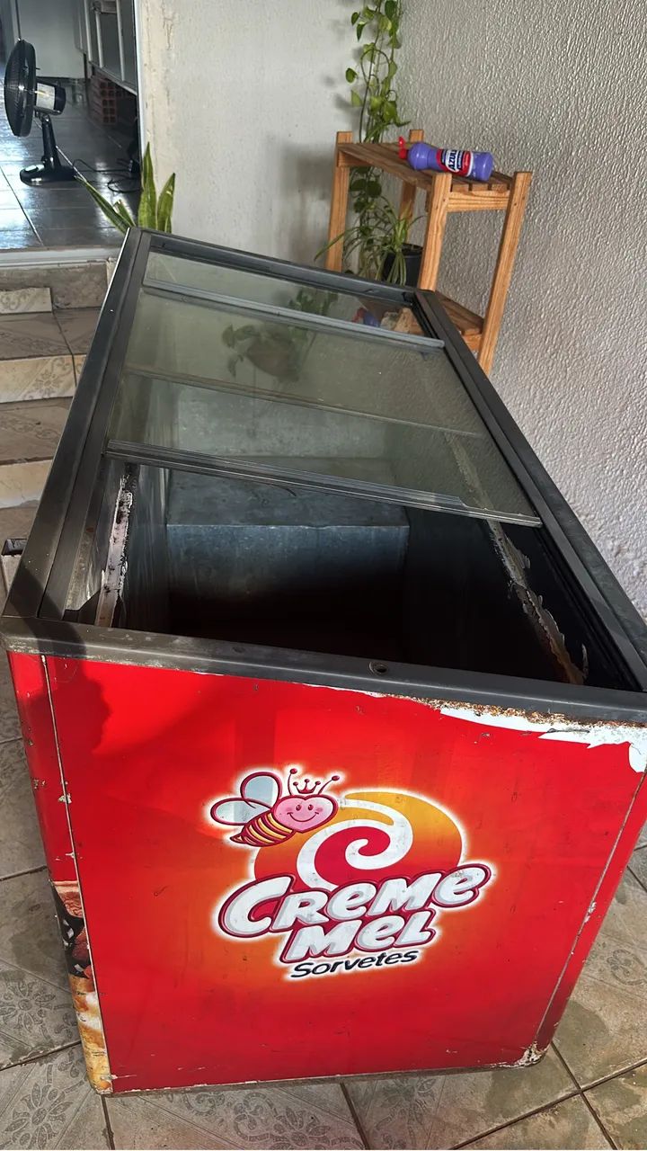 Vendo Freezer com porta de vidro  - Foto 4