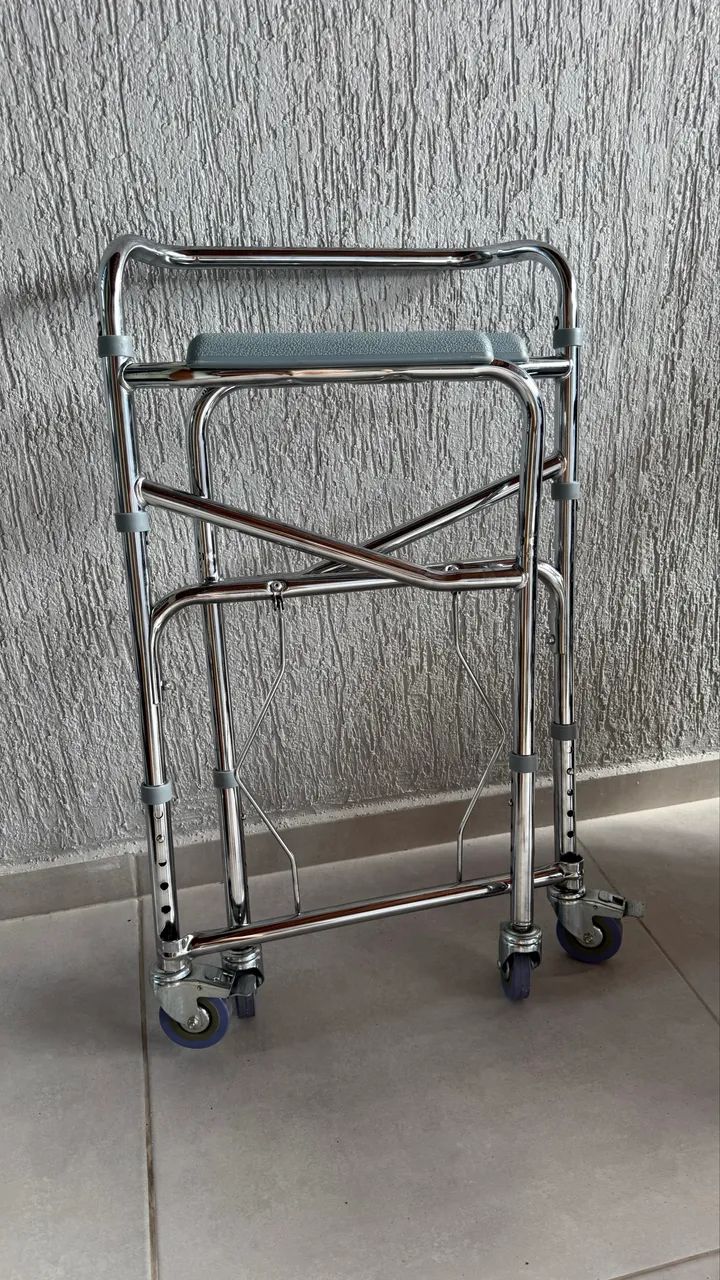 Cadeira de banho - Foto 4