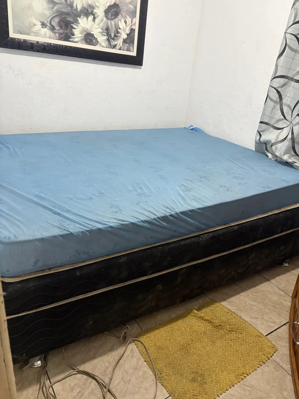 Cama box de casal com colchão 