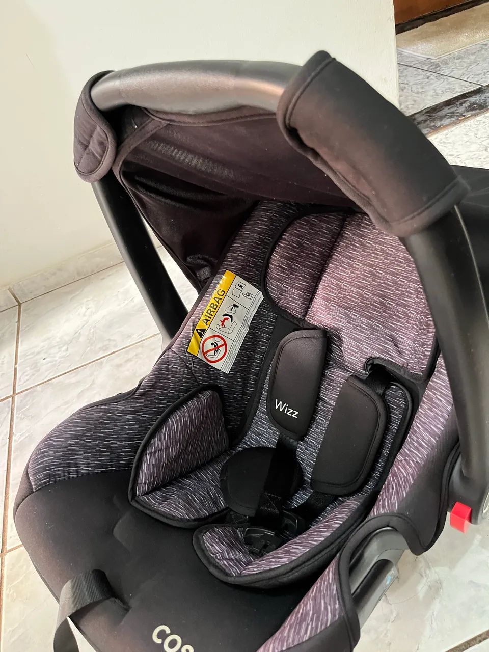 Carrinho de bebê e bebê conforto - Foto 2