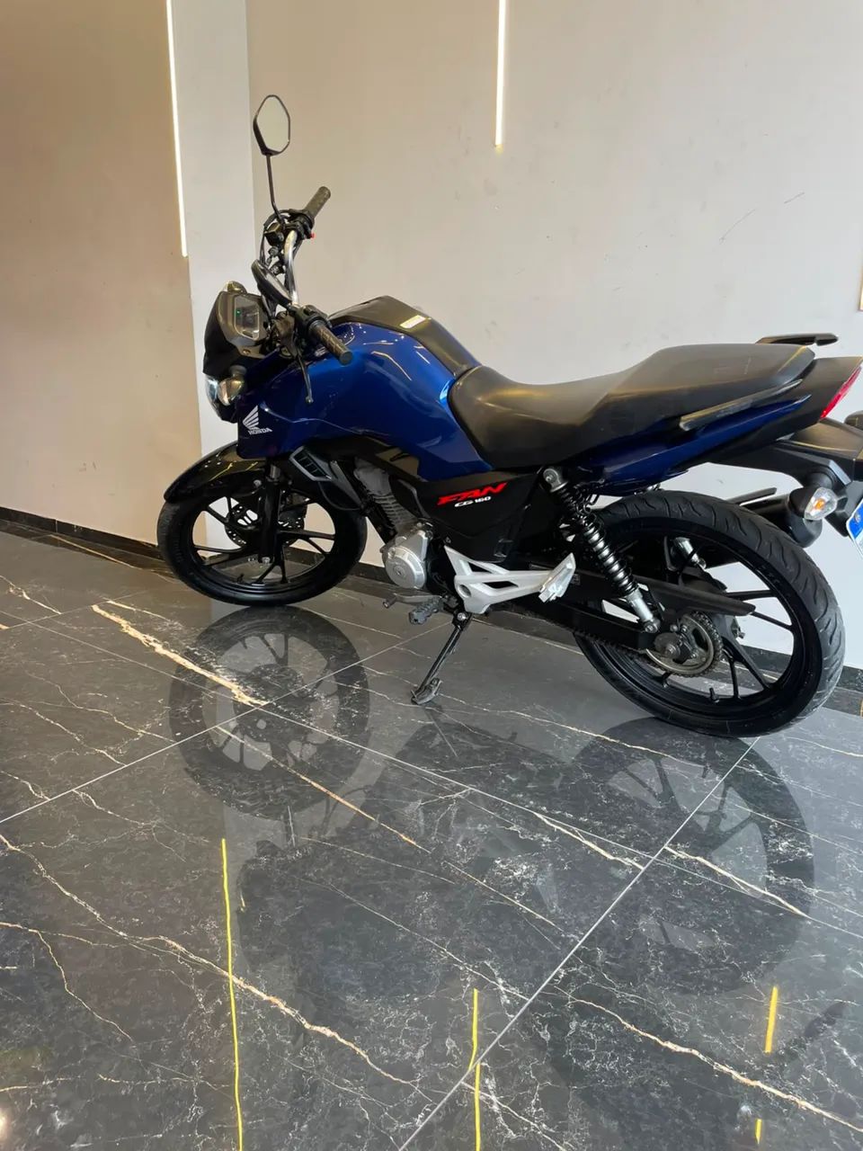 Moto mais nova da cidade 