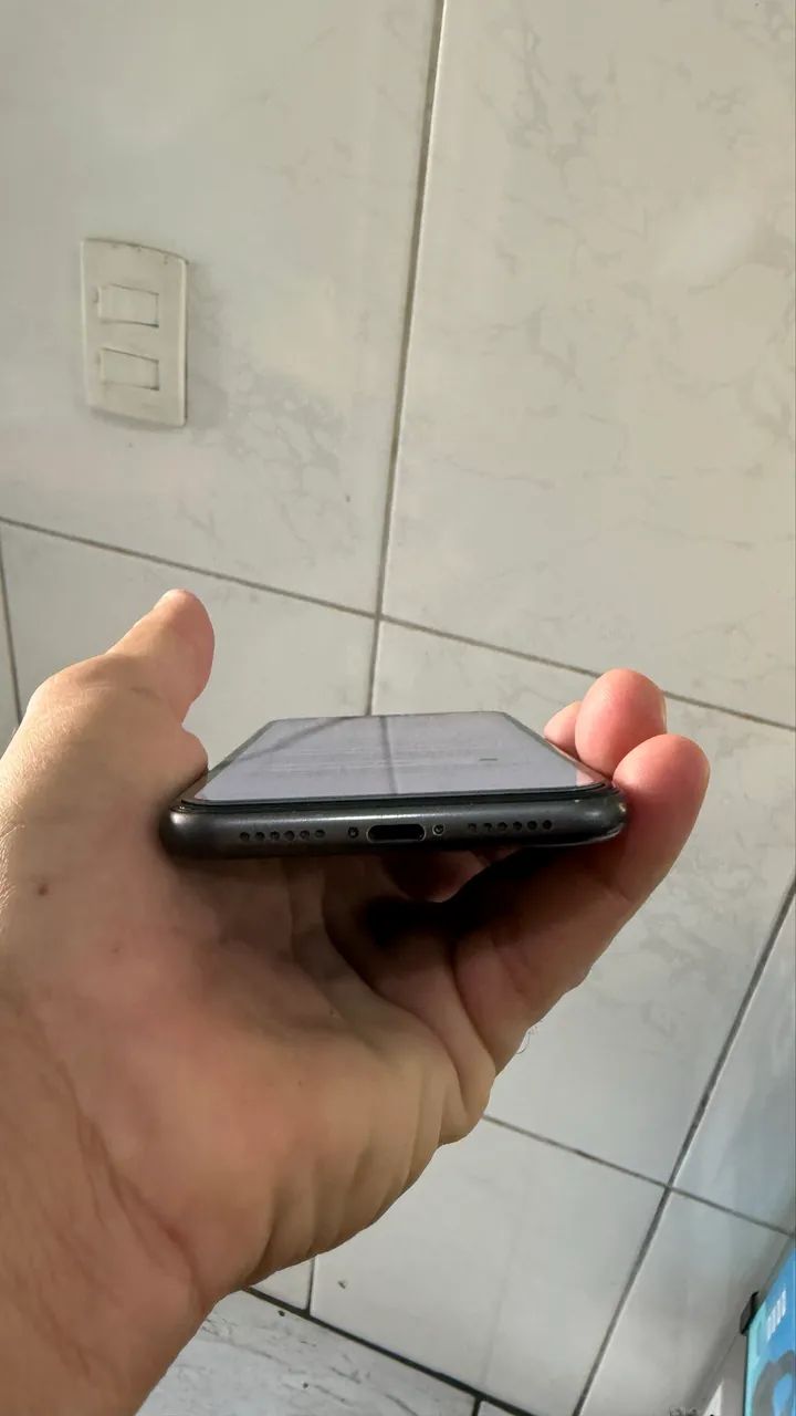 iPhone 11 64 gigas todo original  - Foto 3