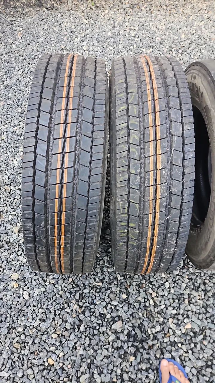 08 pneus 235/75R17.5 - Foto 7
