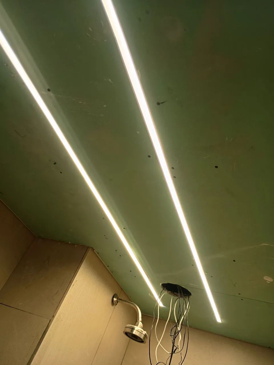 Rebaixamento de teto e iluminação de leds - Foto 3