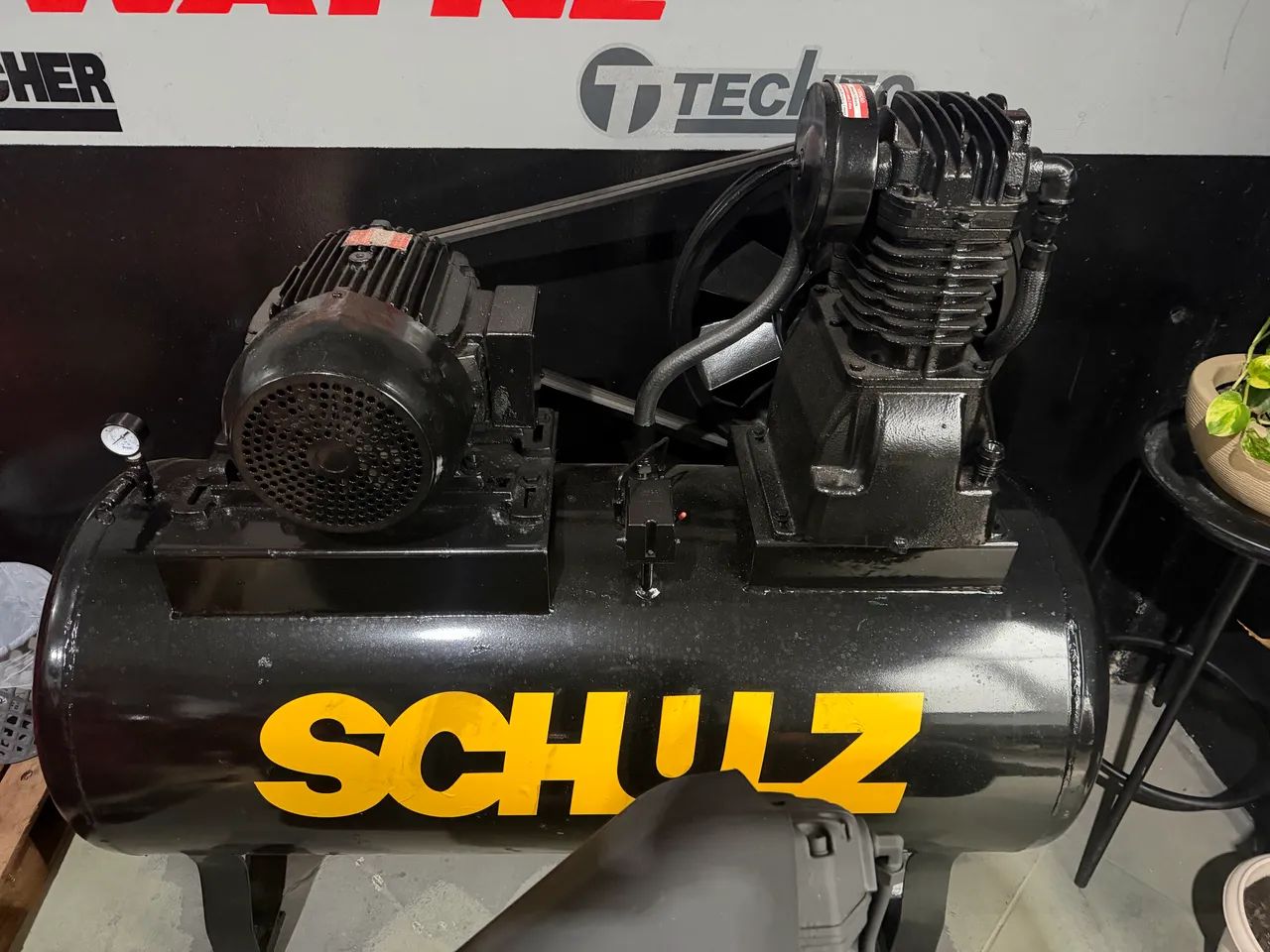 Compressor 