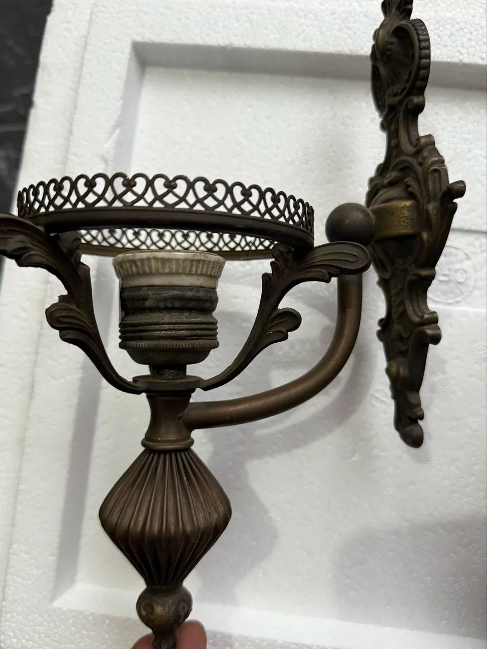 Par de arandelas góticas - Foto 2