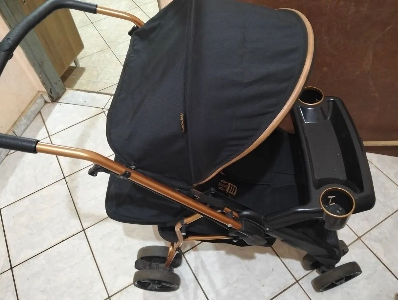 Carrinho de bebê Tutti baby 