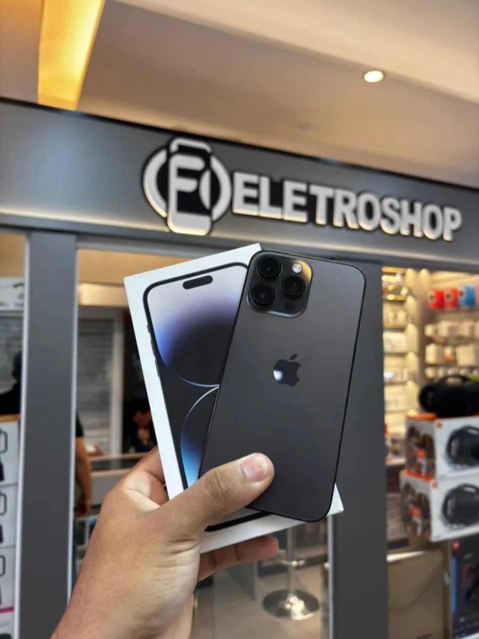 【極美品】iPhone 14 Pro Max 256GB スペースグレー 
完品 iPhone 14 Pro Max 256gb todo original com caixa! - Celulares e