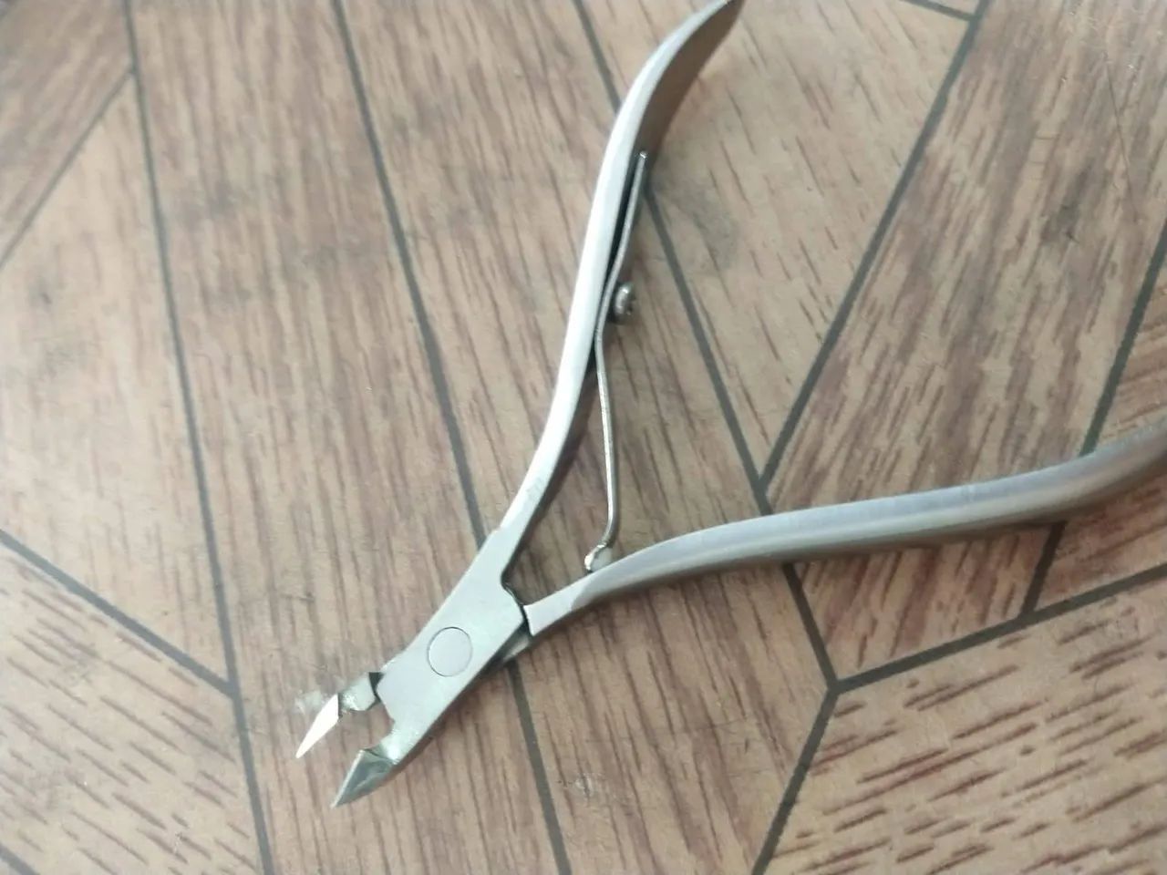 Afiação de alicates de cutícula e unhas  - Foto 2