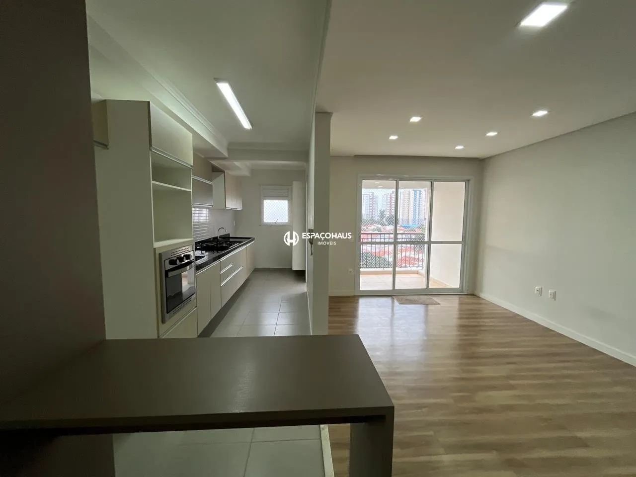 Apartamento para Alugar e Comprar no Edifício Soho em Indaiatuba, São-Paulo - Foto 2