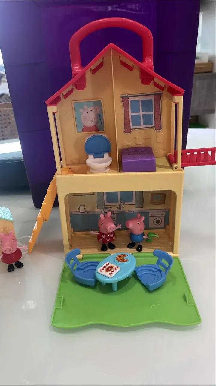 Casa da peppa com bonecos e acessórios  - Foto 5