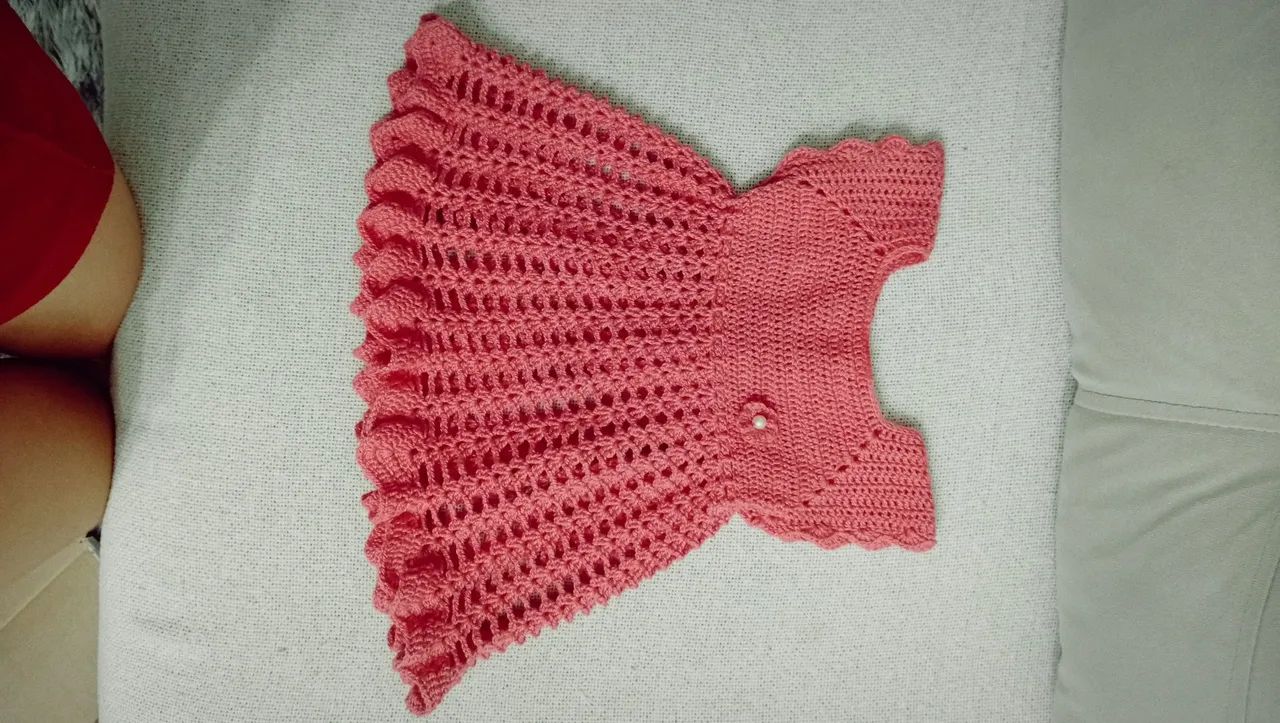 Vestido infantil em crochê 