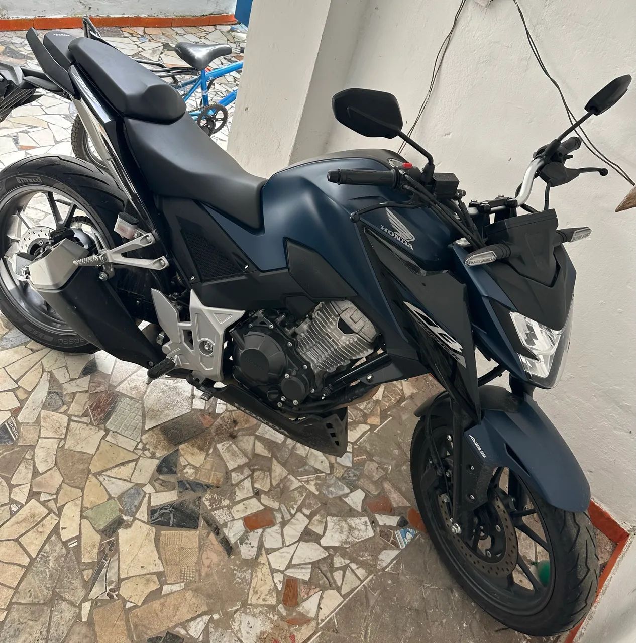 Cb300f abs 2025 azul - Foto 2