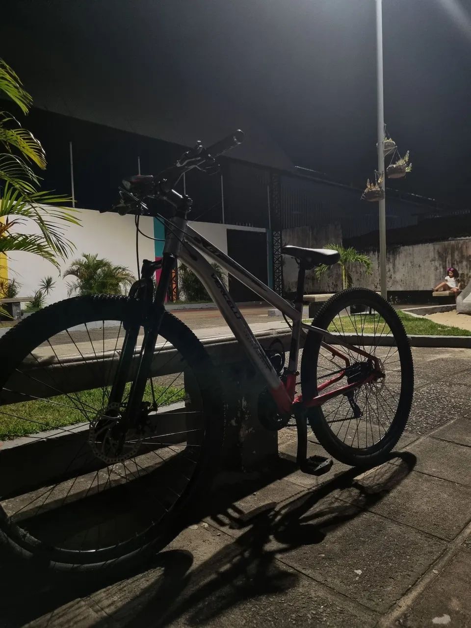 Bicicleta aro 29 GT - Foto 2