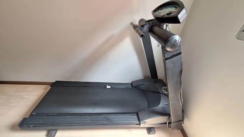 Esteira Ergométrica Profissional
