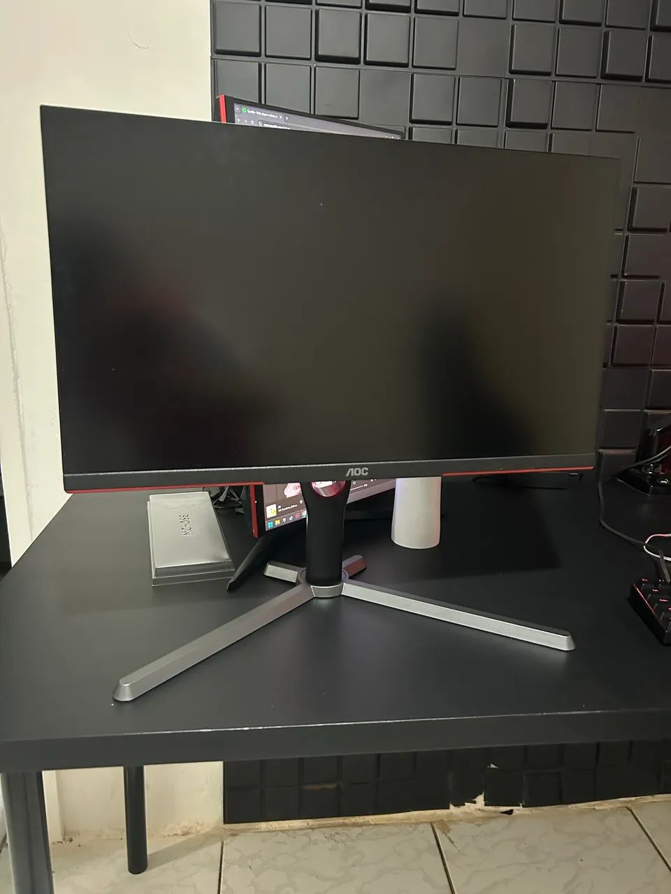 Monitor AOC 240hz 0,5ms - Foto 4
