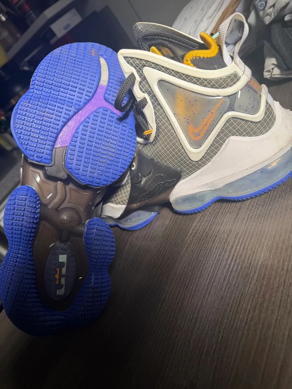 Nike LeBron 19 original  - Foto 2