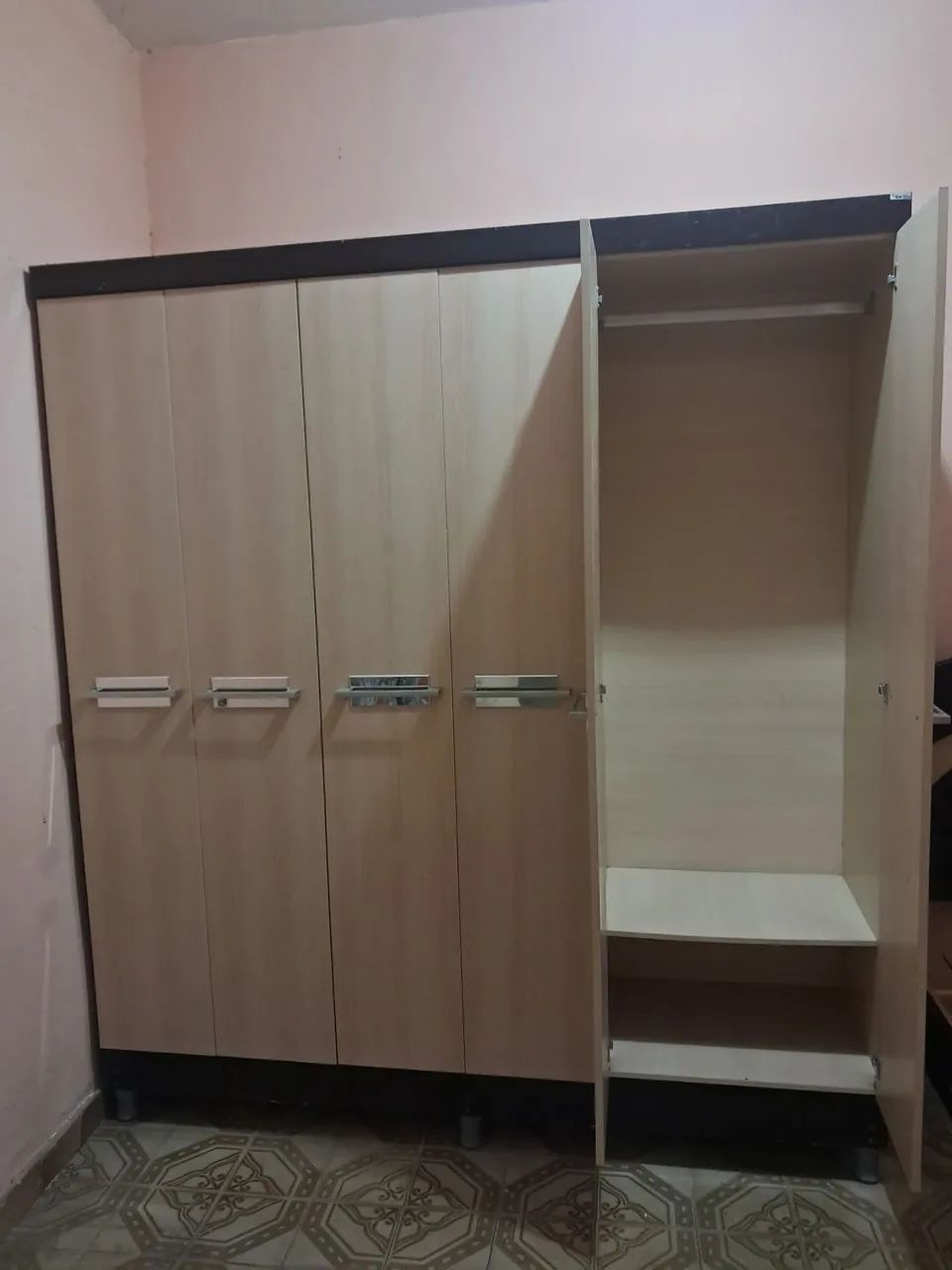 Quarto completo (Guarda Roupa, Cômoda e Cama) - Foto 5