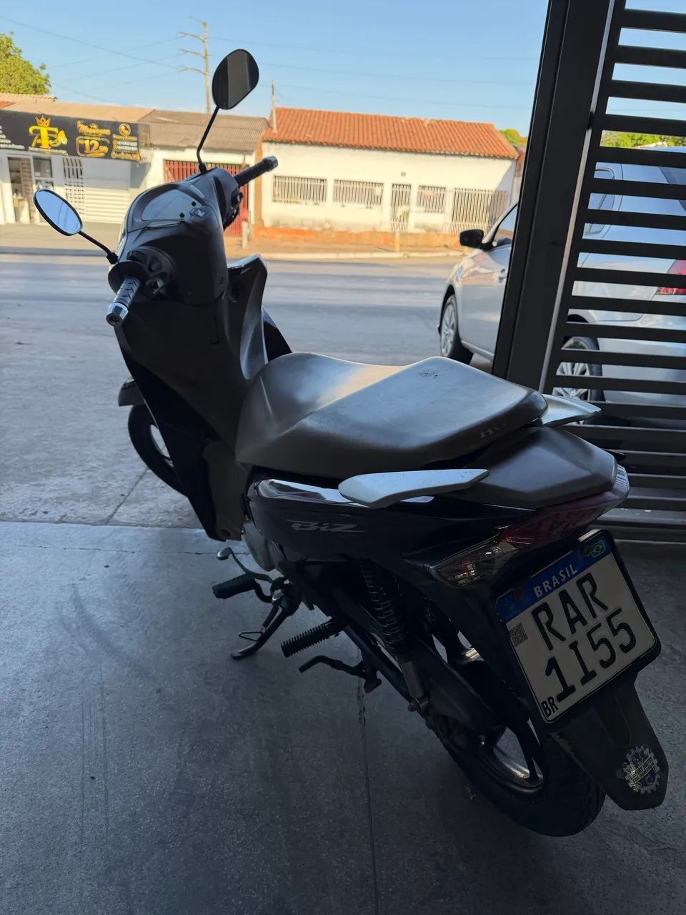 Biz 125 Ex  - Foto 2
