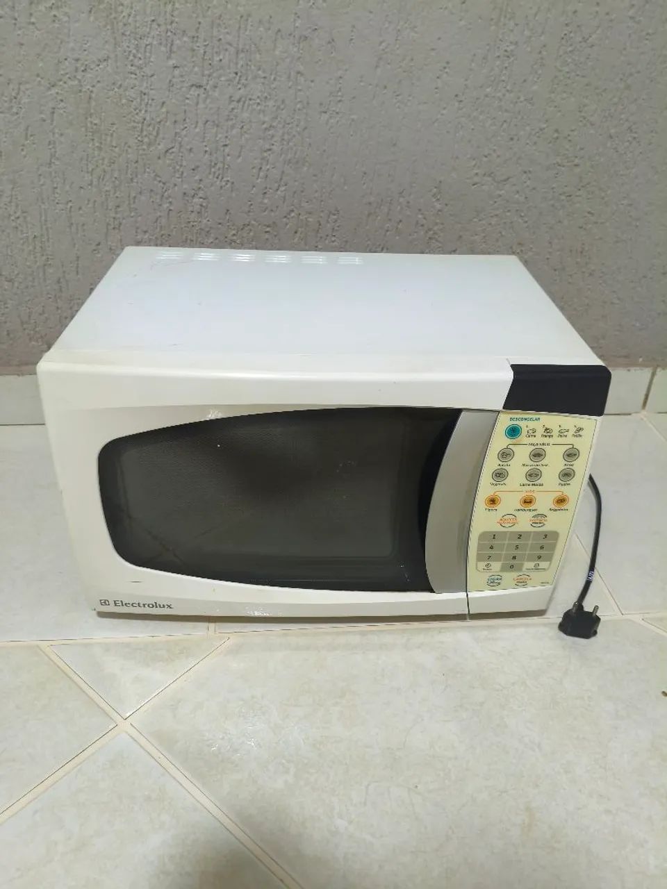 Microondas 127V Eletrolux 18Lt