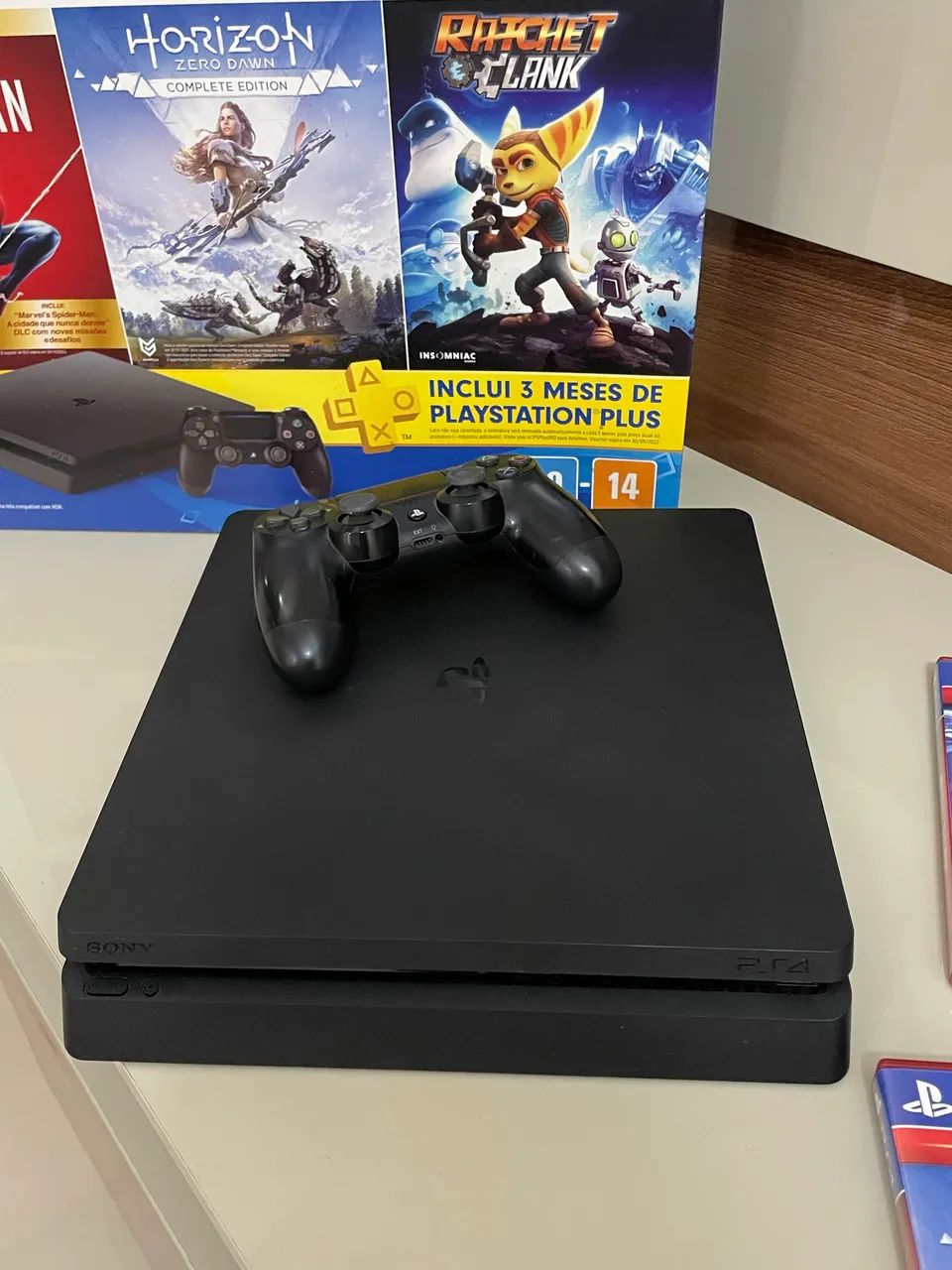 Playstation 4 Slim de 1 TB - Foto 2