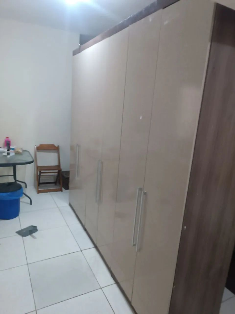 Guarda roupas casal( precisa de reforma)