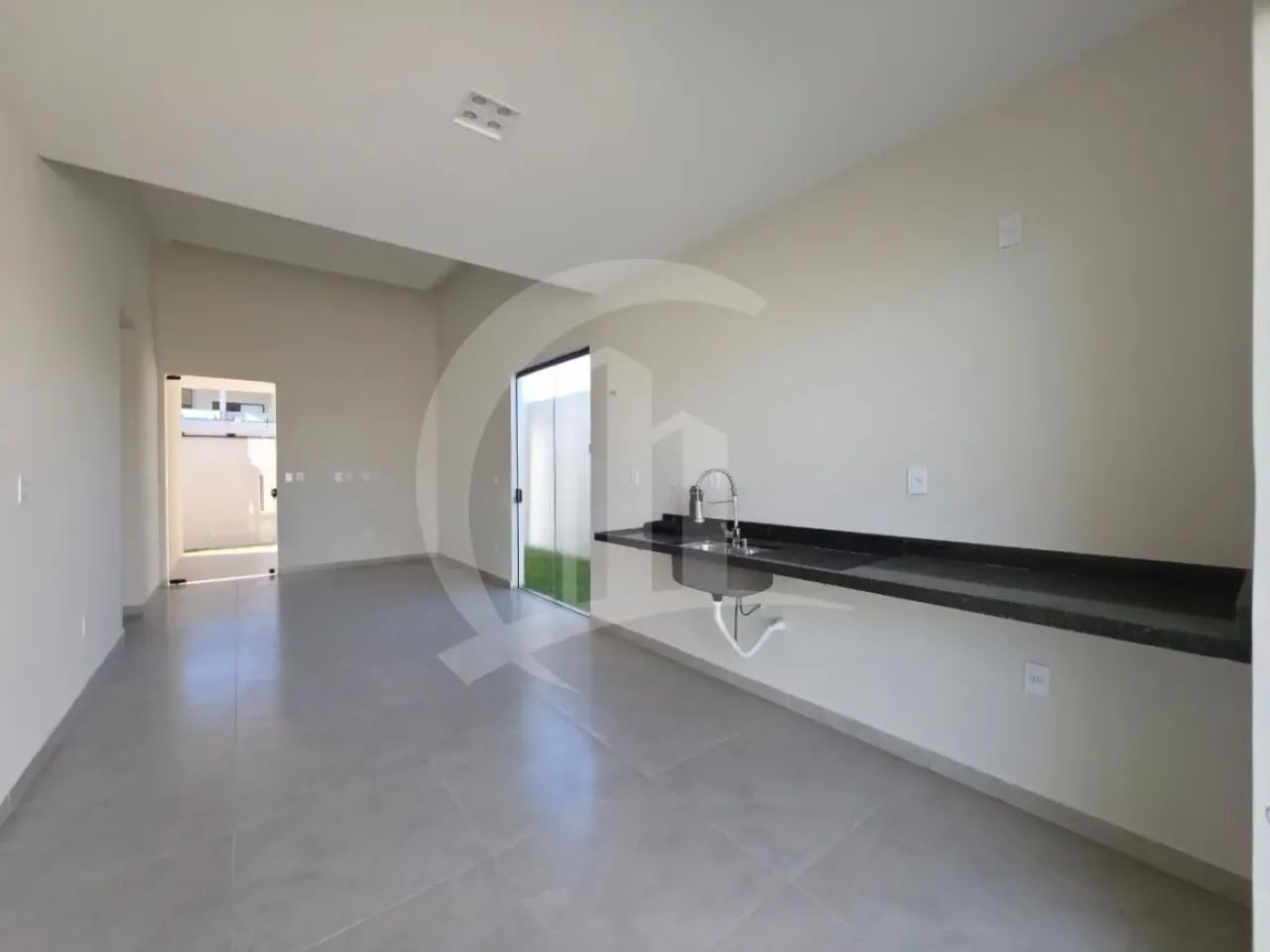 Casa à Venda no Luar da Barra 2 | 3 Quartos com Suíte e 2 Vagas - Foto 4