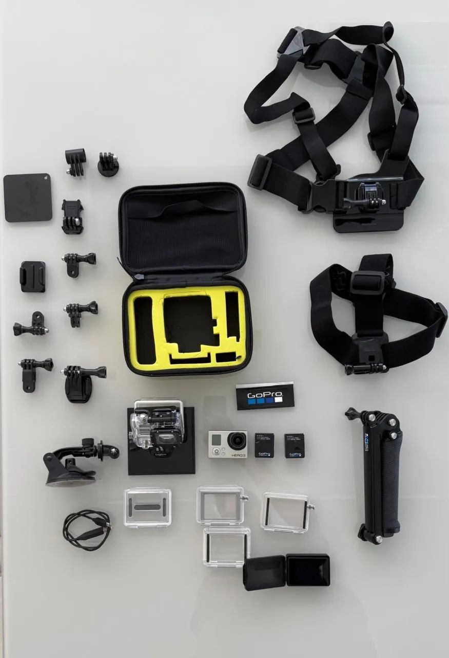 Camera GoPro Hero 3 e acessórios 