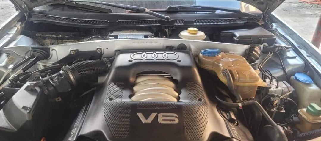 Audi A6 2.4 30V Tip./multitronic 1999 - Foto 4