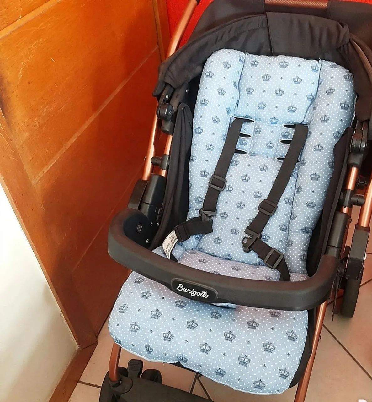 Carrinho de bebê burigotto e bebê conforto  - Foto 2