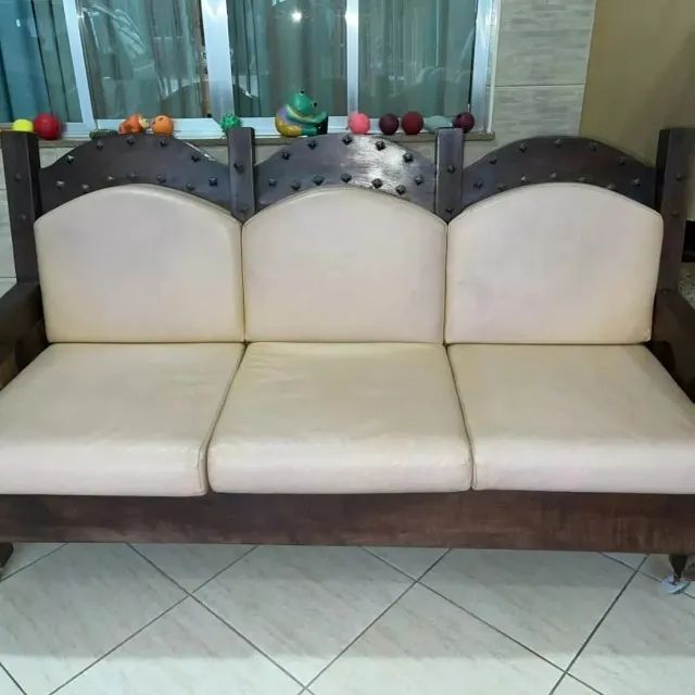 Jogo de sofa de madeira maciça. - Foto 2