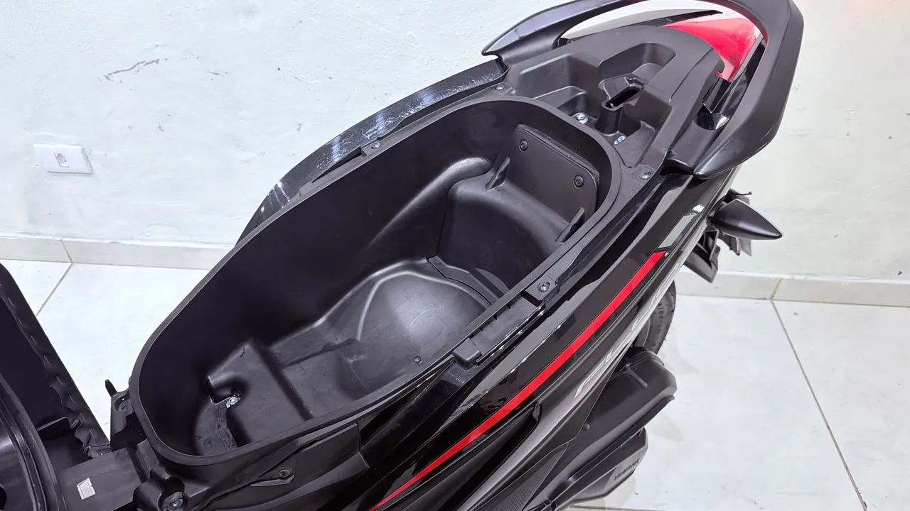 YAMAHA FLUO 125 - Foto 4