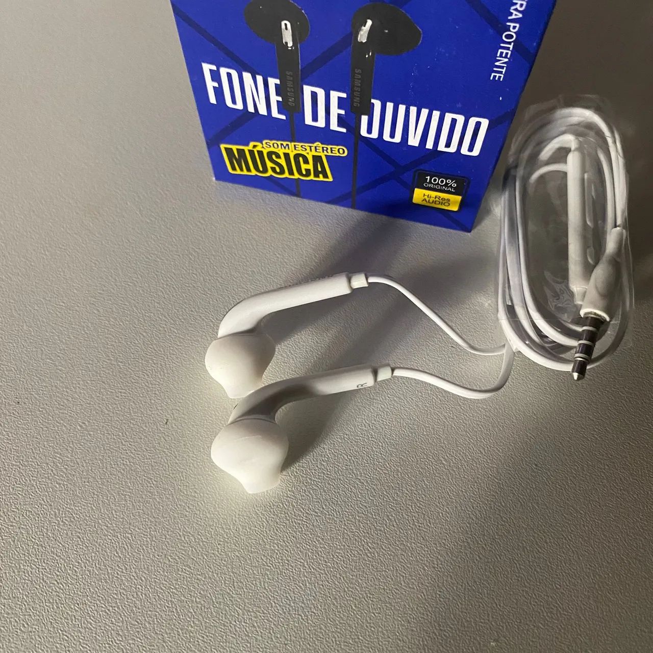 FONE DE OUVIDO COM FIO SAMSUNG
