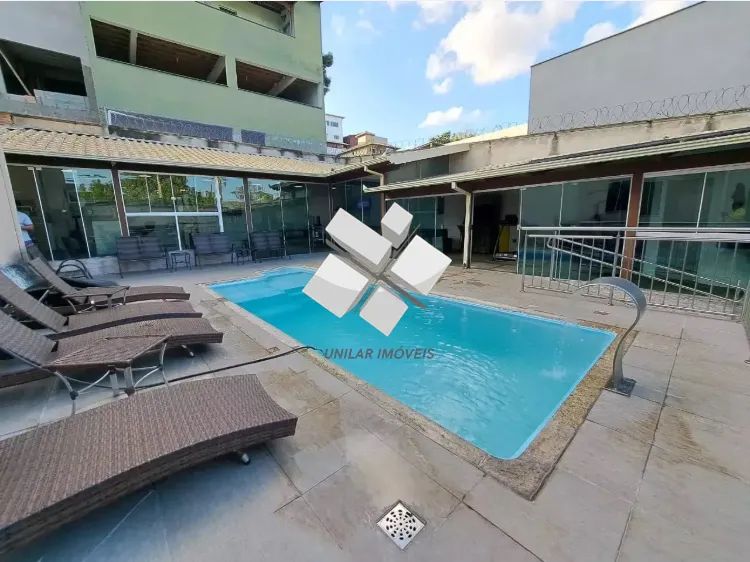 Casa 04 quartos com piscina - Bairro Tirol