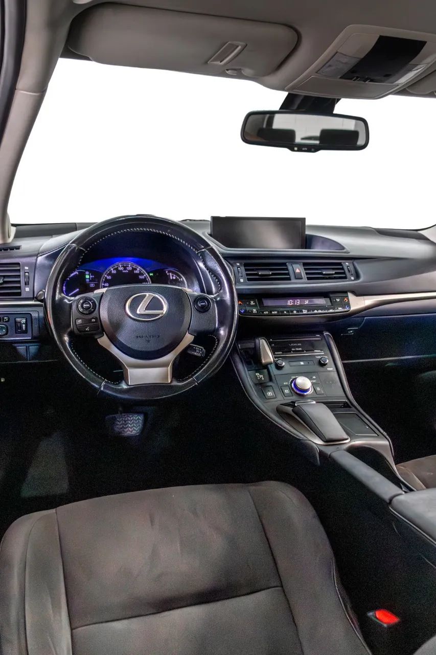 Lexus CT200h 1.8 16V Hibrid Aut., foto 9 de 9