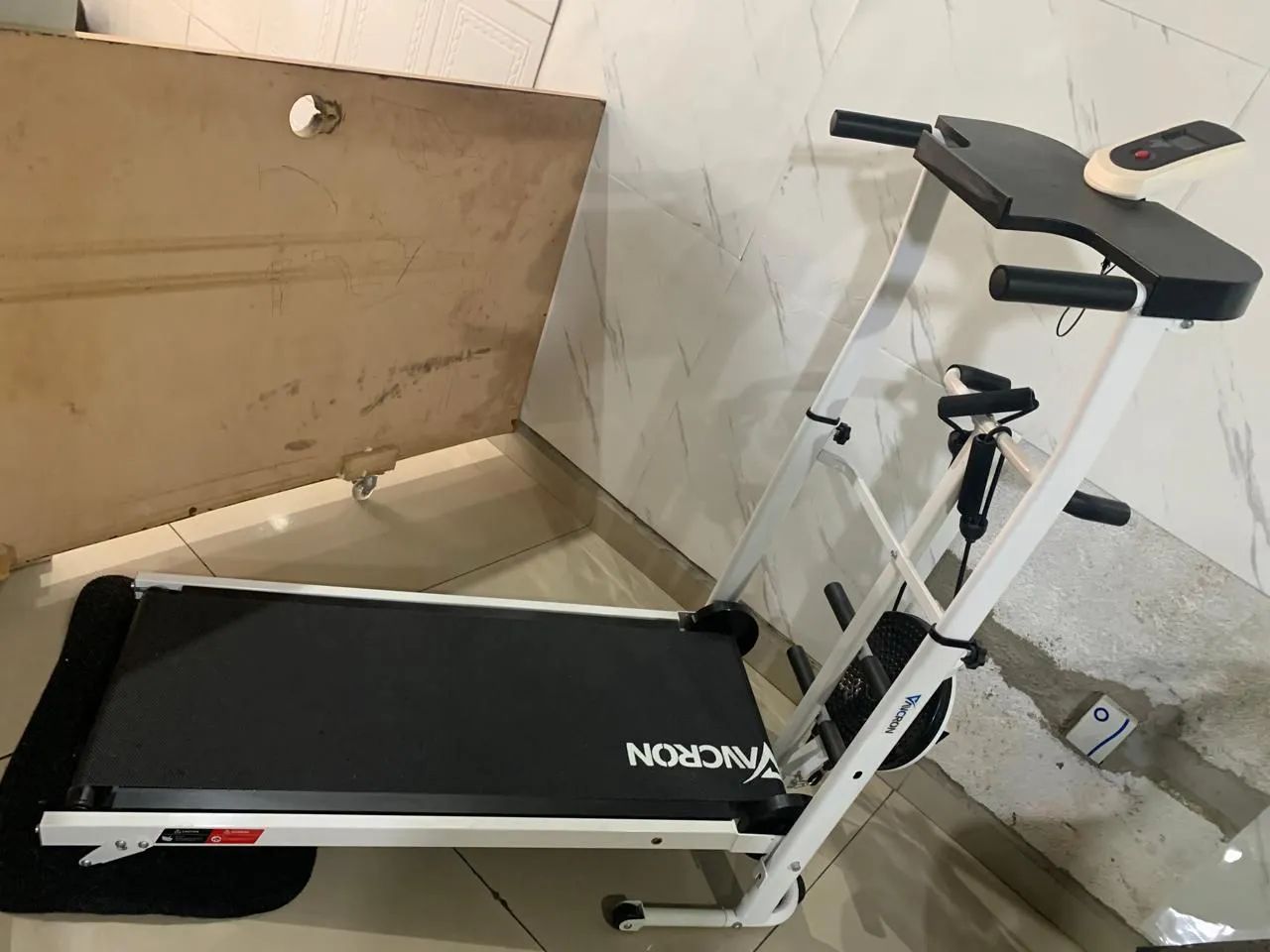 ESTEIRA PARA EXERCÍCIO - Foto 2