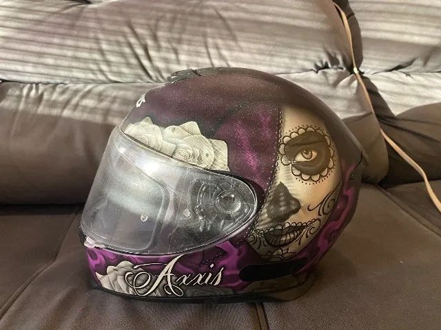 Capacete feminino 