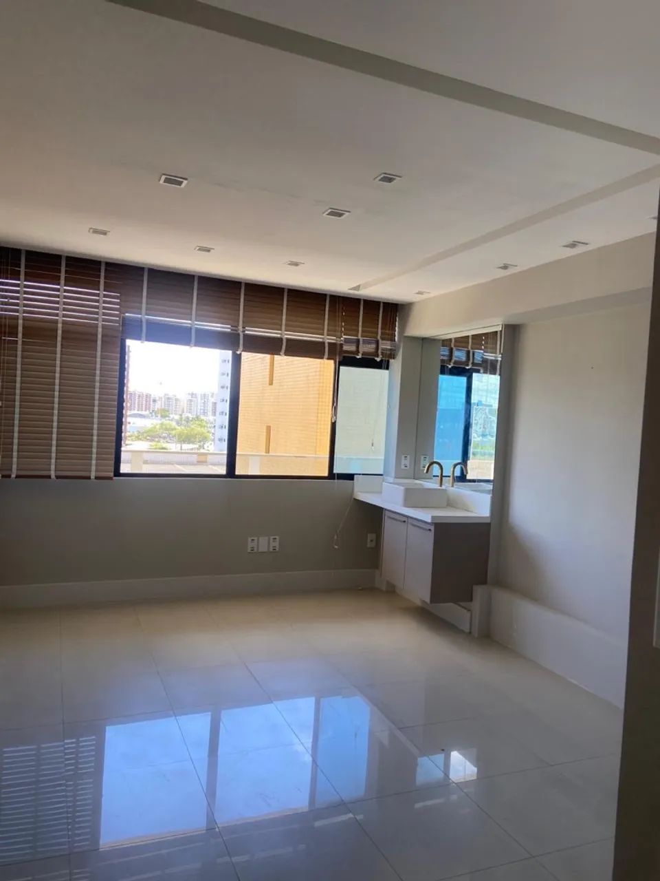 SALA COMERCIAL CENTRO MED. JARDINS