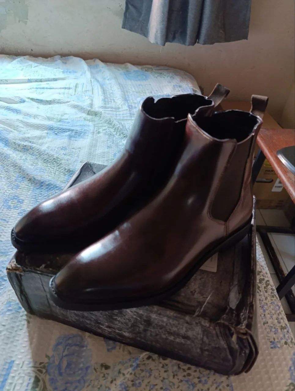 Botas Chelsea Marrom  - Foto 2