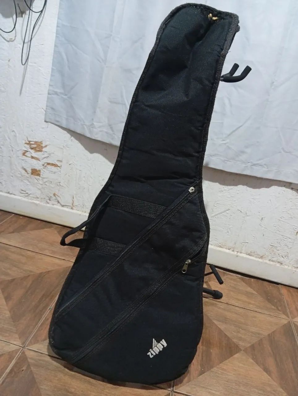 Guitarra tagima tg 530 com acessórios  - Foto 2