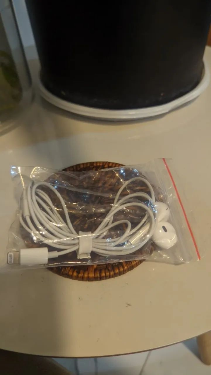 Fone EarPods Original Apple (Lightning) - iPhone - Foto 5