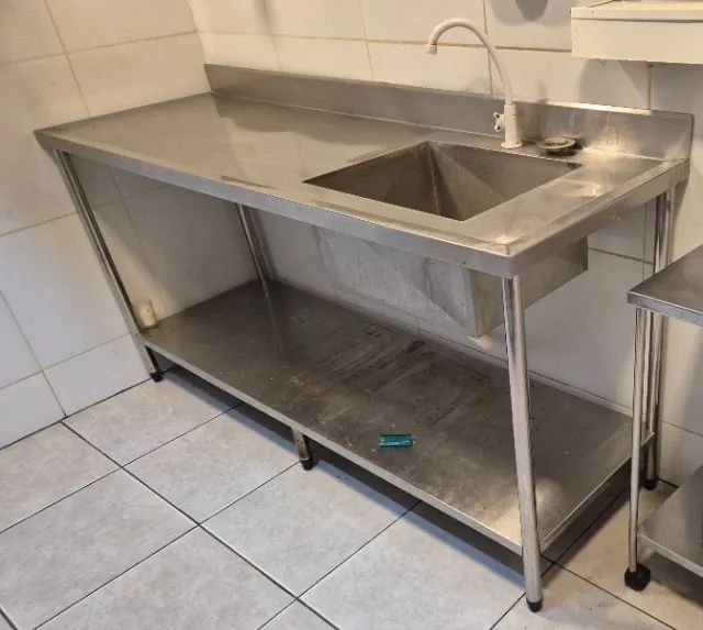 2 Frigoríficos e 1 Pia em Inox para Bar e Restaurante - Foto 2