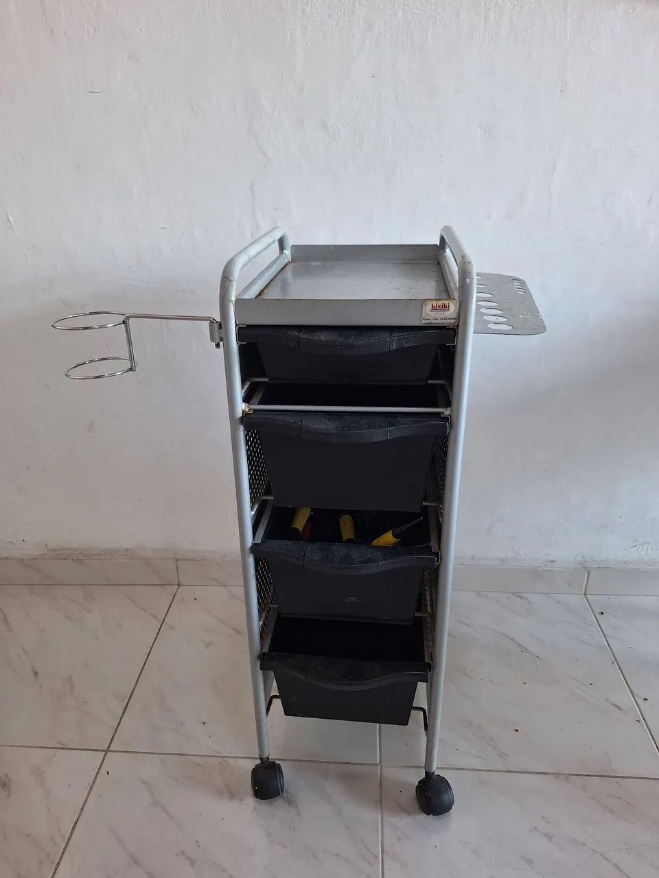 Carrinho auxiliar cabeleireiro.  - Foto 4