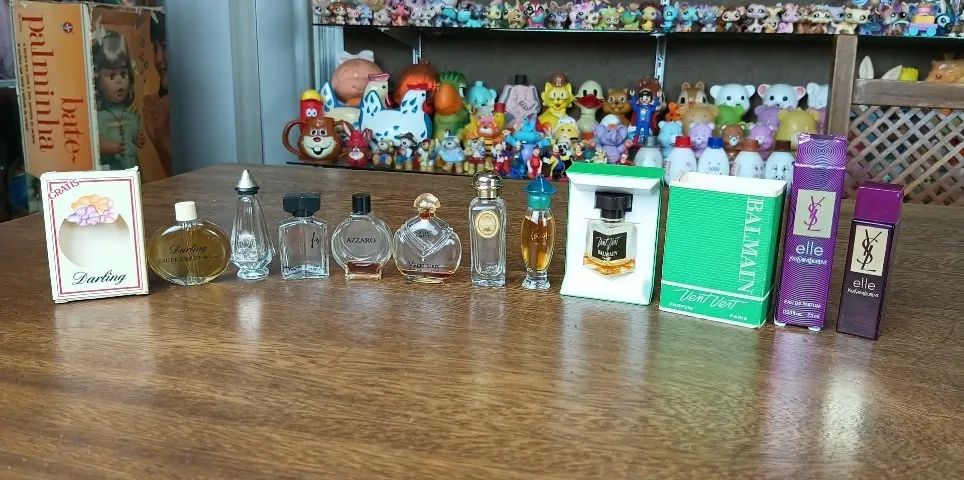 Miniaturas de perfumes vazias 
