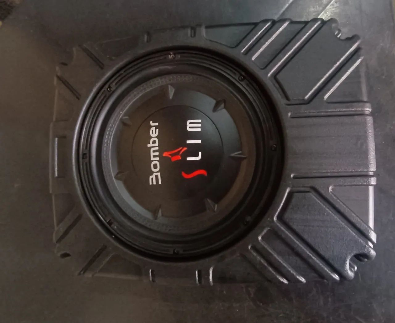 Caixa slim Bomber 10" passiva