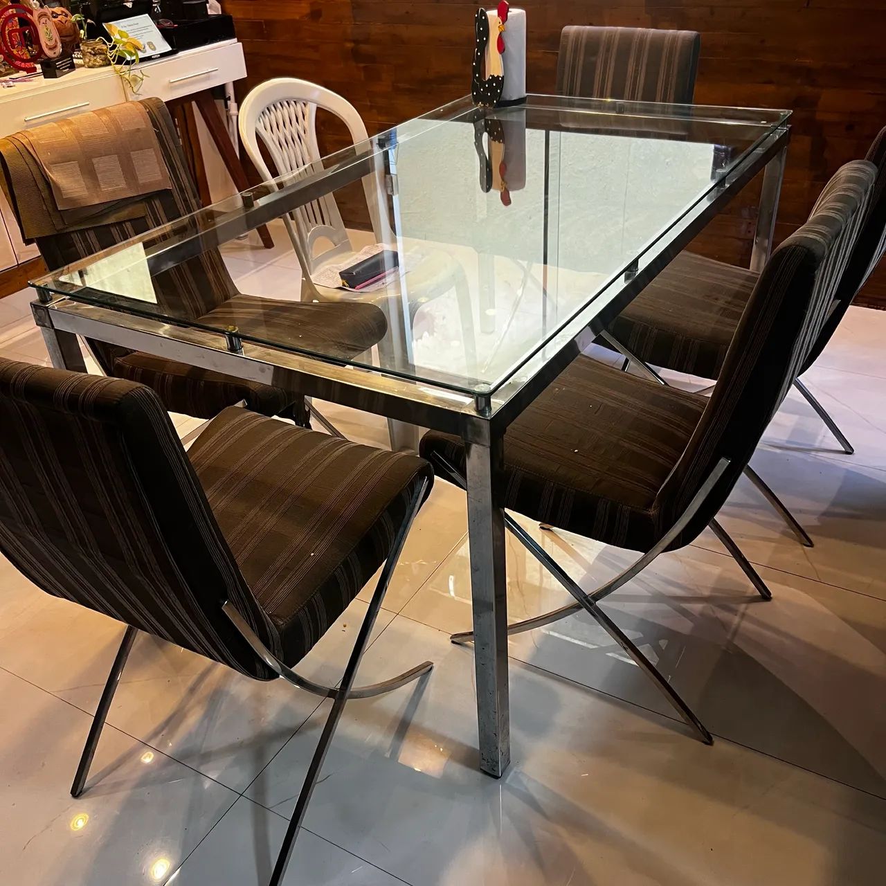 Mesa inox com vidro de 6 cadeiras  - Foto 2