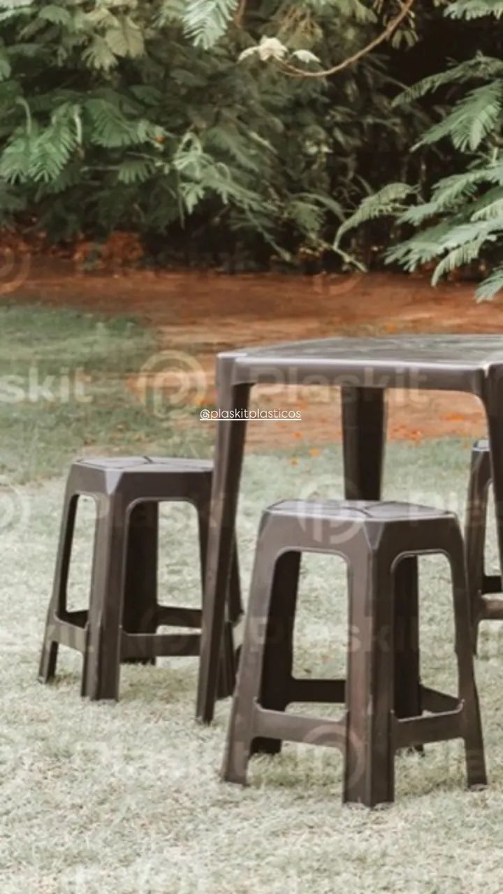 Conjunto mesa com banco - Foto 2