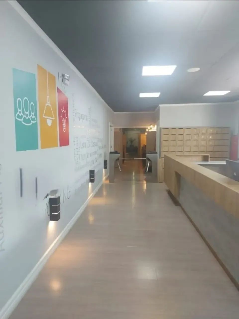 CENTRO COMERCIAL COM ÓTIMA LOCALIZAÇÃO PARA A SUA EMPRESA!!! - Foto 3